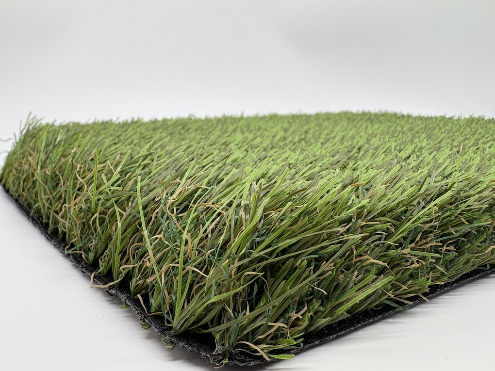 Synthetic Grass for Landscaping Residential Areas BG CHIC Synthetic Grass for Landscaping Residential Areas BG CHIC